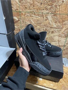 Air Jordan 3 Retro “Black Cat”